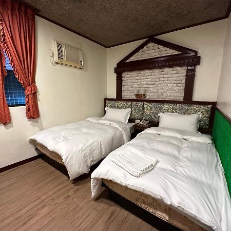 Ming Ren Hotspring Hotel Jiaoxi Buitenkant foto