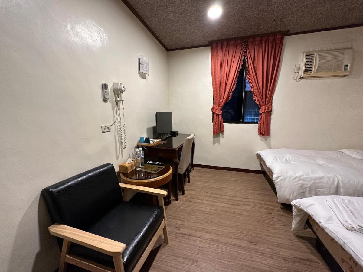 Ming Ren Hotspring Hotel Jiaoxi Buitenkant foto