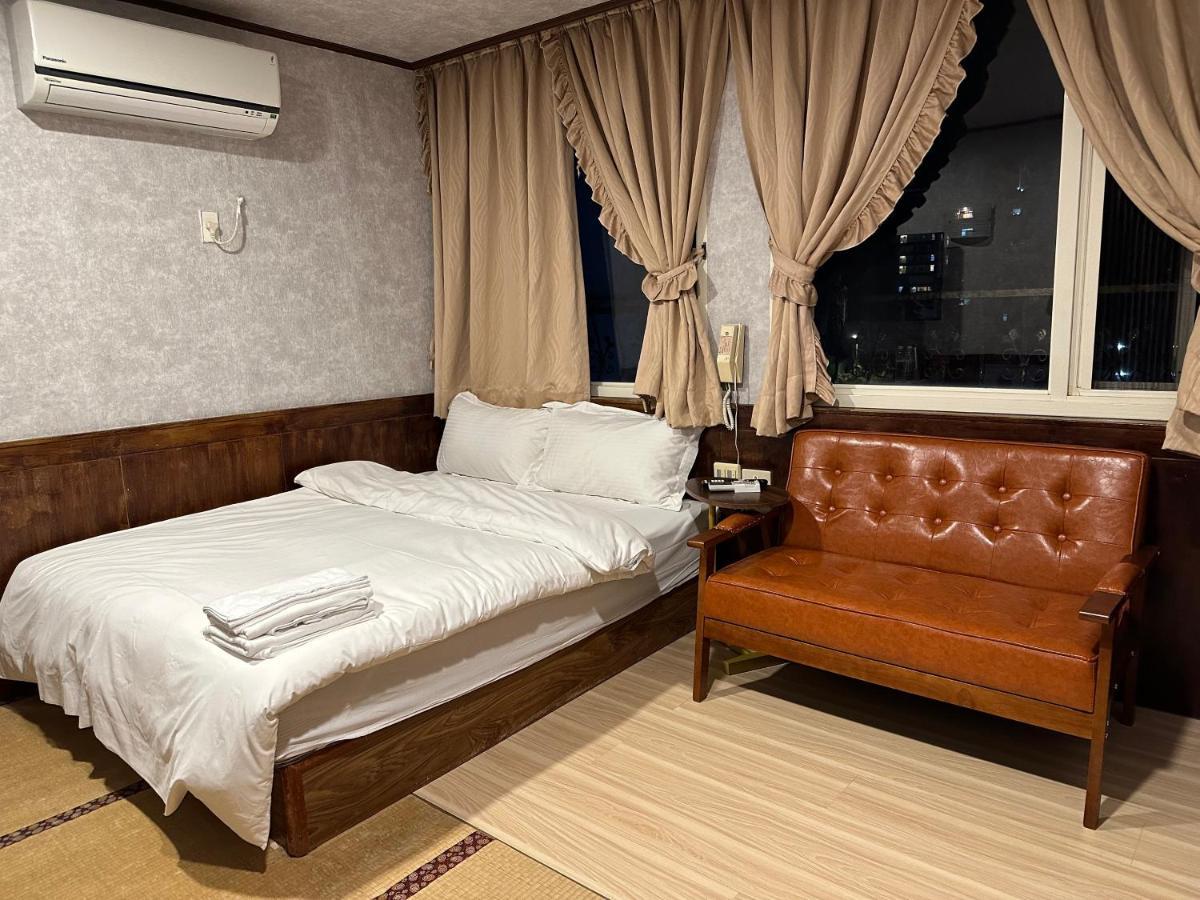 Ming Ren Hotspring Hotel Jiaoxi Buitenkant foto