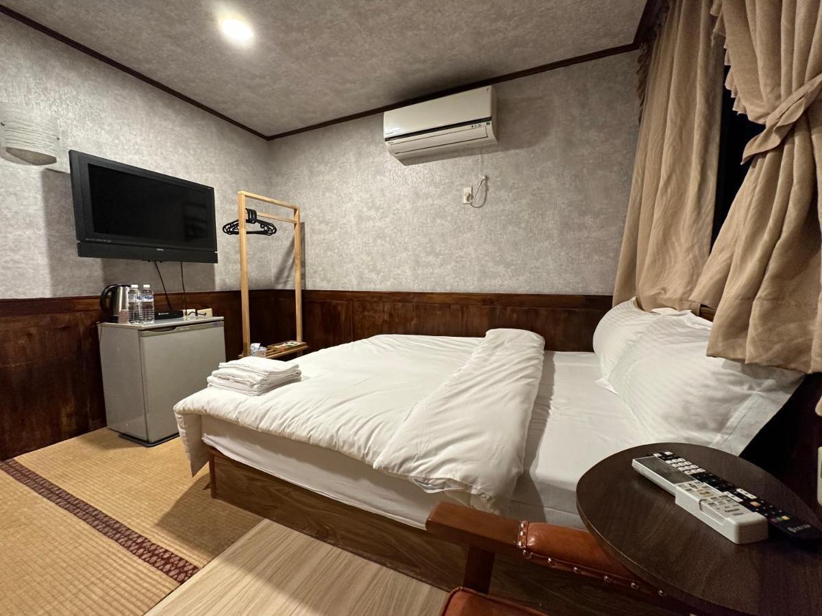 Ming Ren Hotspring Hotel Jiaoxi Buitenkant foto