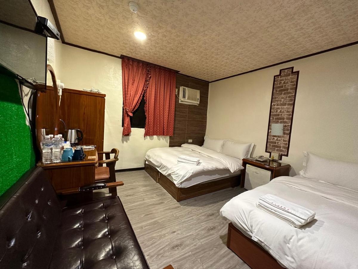 Ming Ren Hotspring Hotel Jiaoxi Buitenkant foto